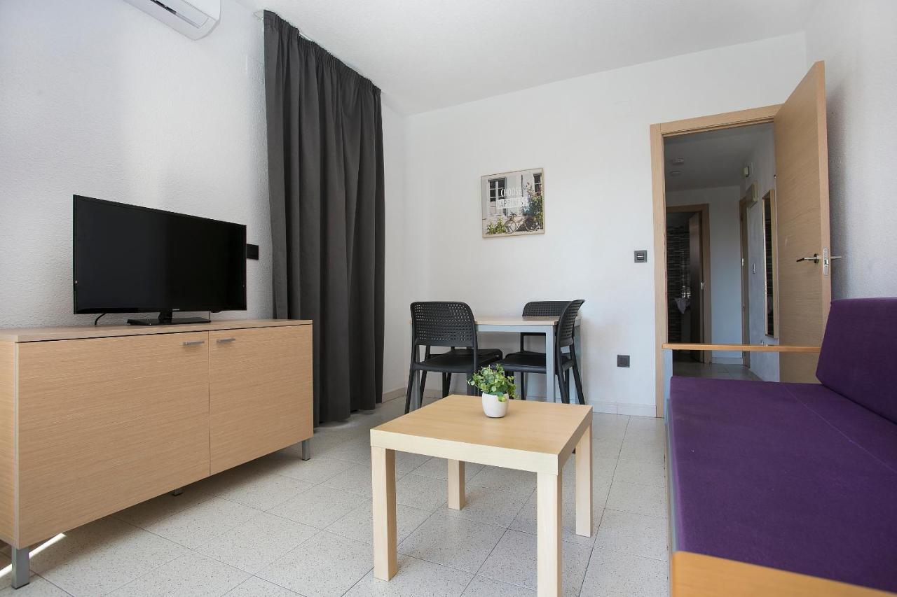 Apartamentos Amalia By Mc Бенидорм Экстерьер фото